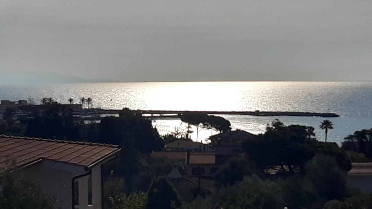 Sweethouse Pula Villa Porto Columbu - Perd'E Sali Buitenkant foto