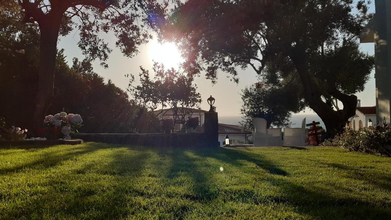 Sweethouse Pula Villa Porto Columbu - Perd'E Sali Buitenkant foto