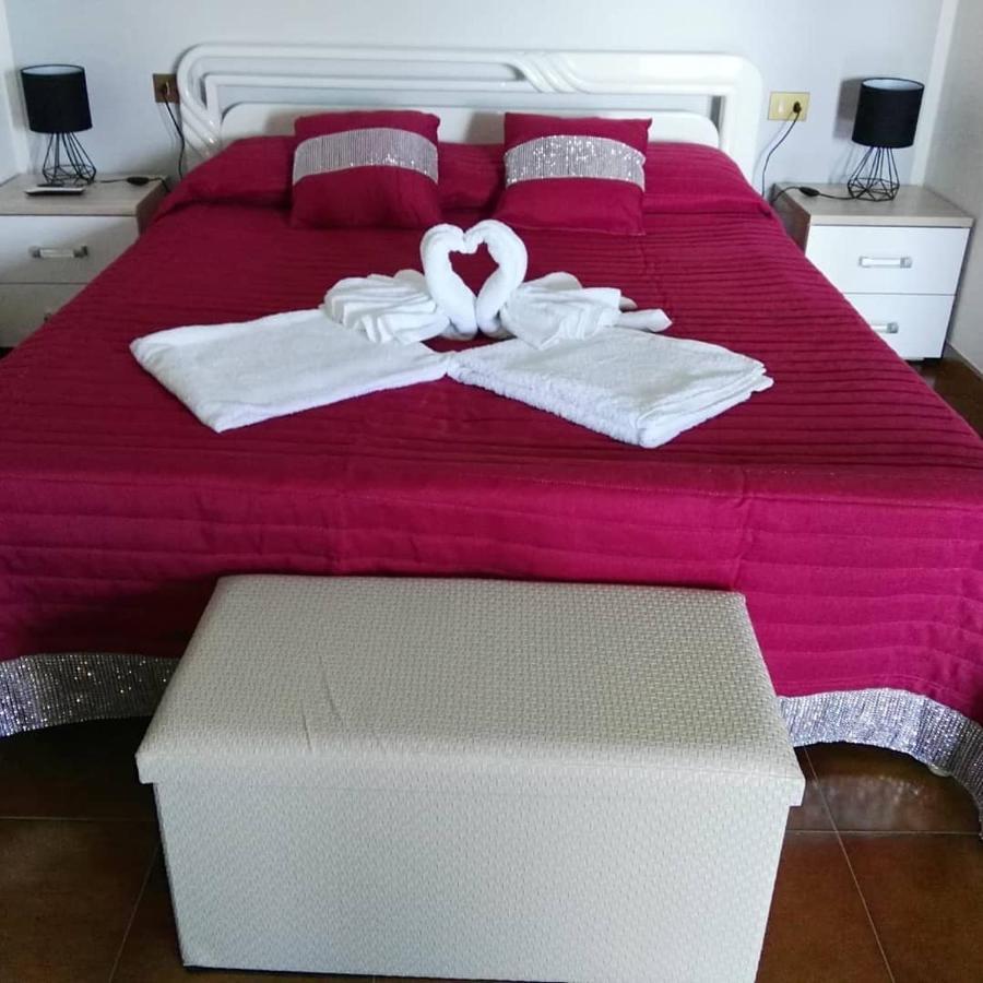Sweethouse Pula Villa Porto Columbu - Perd'E Sali Buitenkant foto